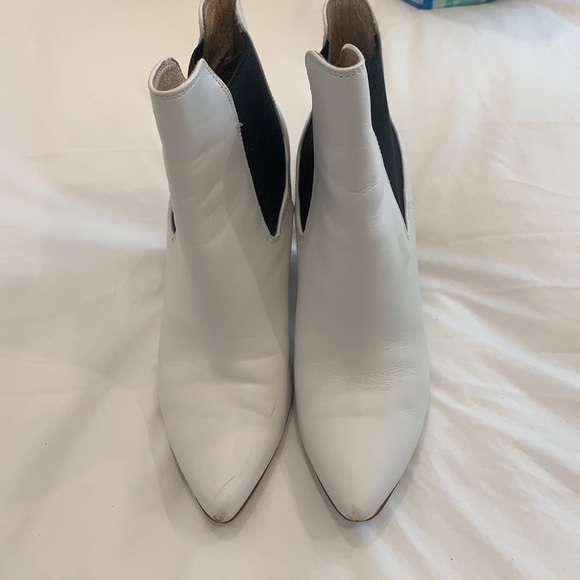 Kristin cavallari Chinese Laundry white booties - Picture 3 of 4